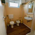 Colle Regnano Kır Evi Tolentino