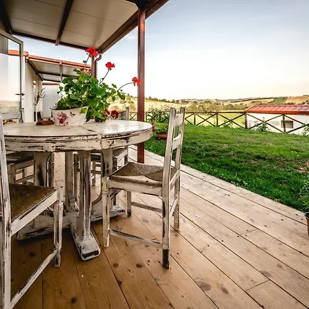 Colle Regnano 컨트리하우스 *